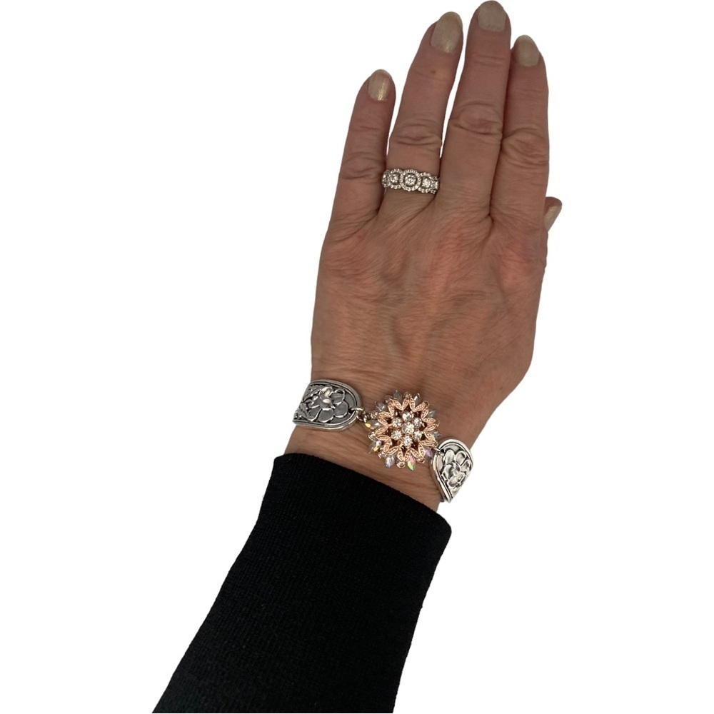 Vintage Style Floral Bracelet Holiday Gift Iridescent Ginger Snap 18mm NWT - Picture 4 of 14
